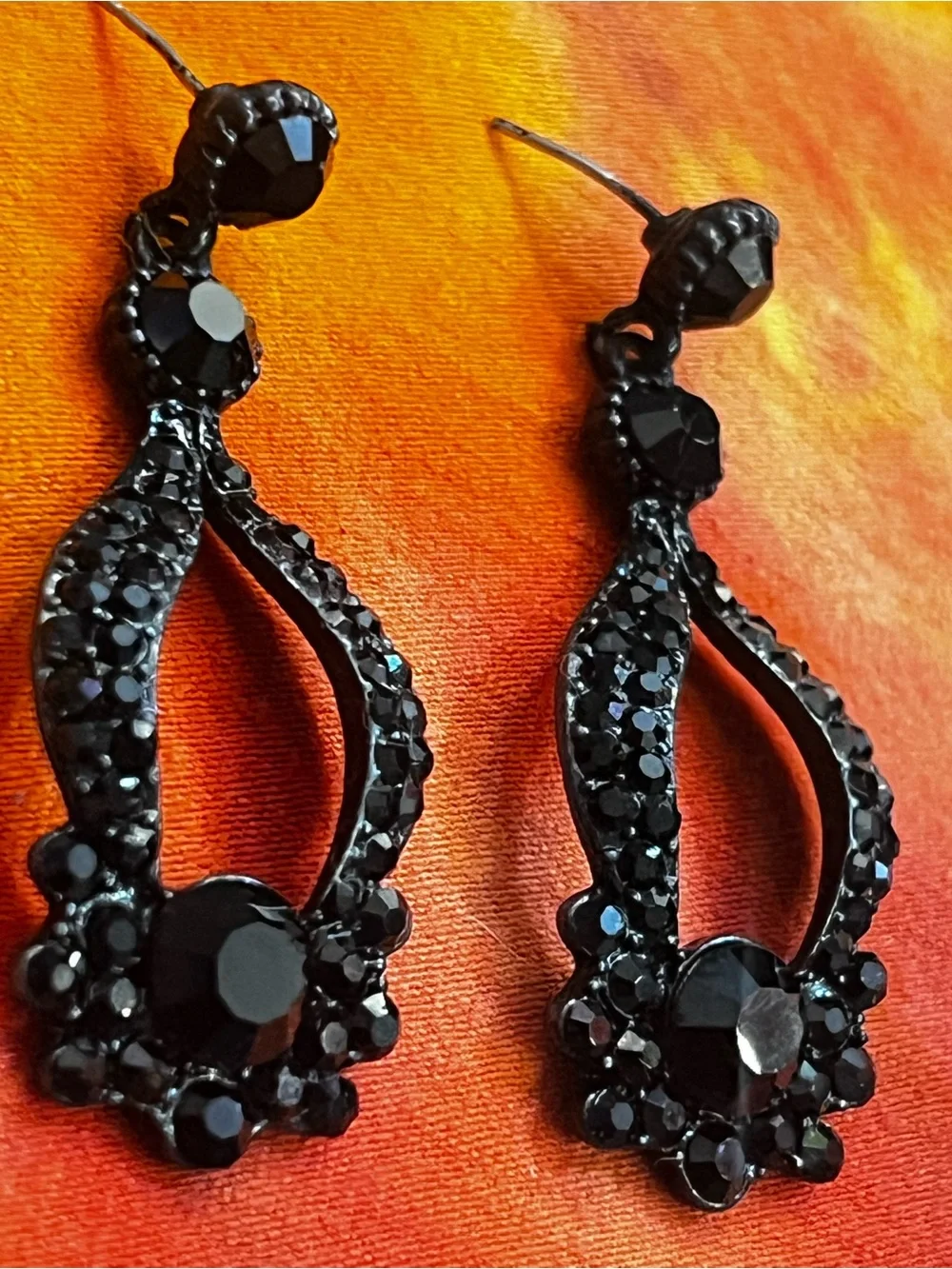 Elegant Black metal black stone  Drop Earrings - vintage